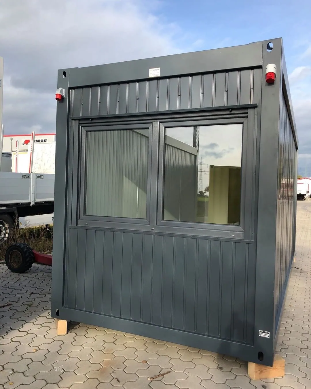 20 foot office container